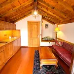 Authentic Turkish Home Family Room Apartmanhotel Isztambul