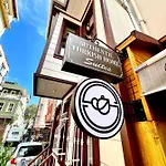 Authentic Turkish Home Family Room 4*