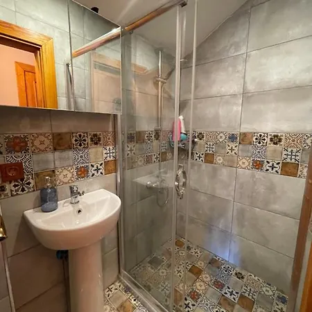 Authentic Turkish Home Family Room 4*