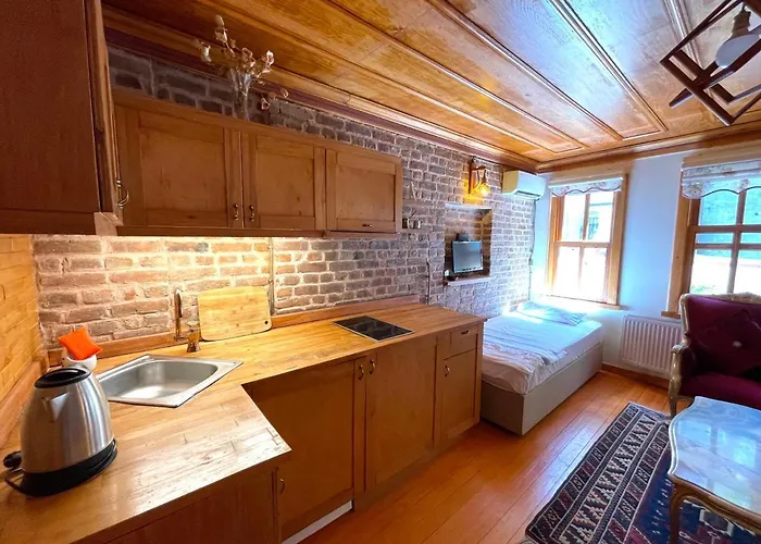 Authentic Turkish Home Suite 4*